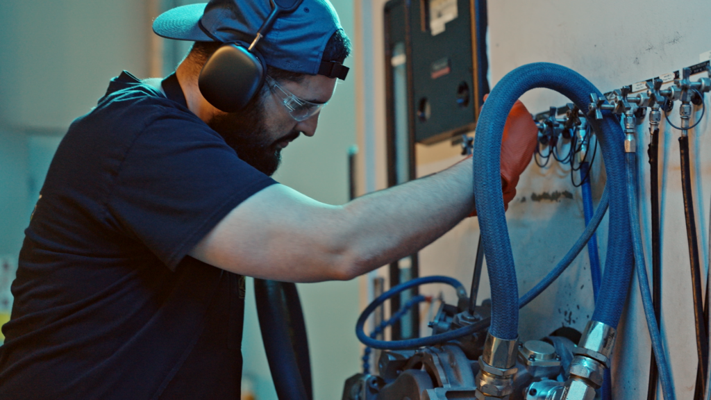 SELECTS-(1-11-55-18)